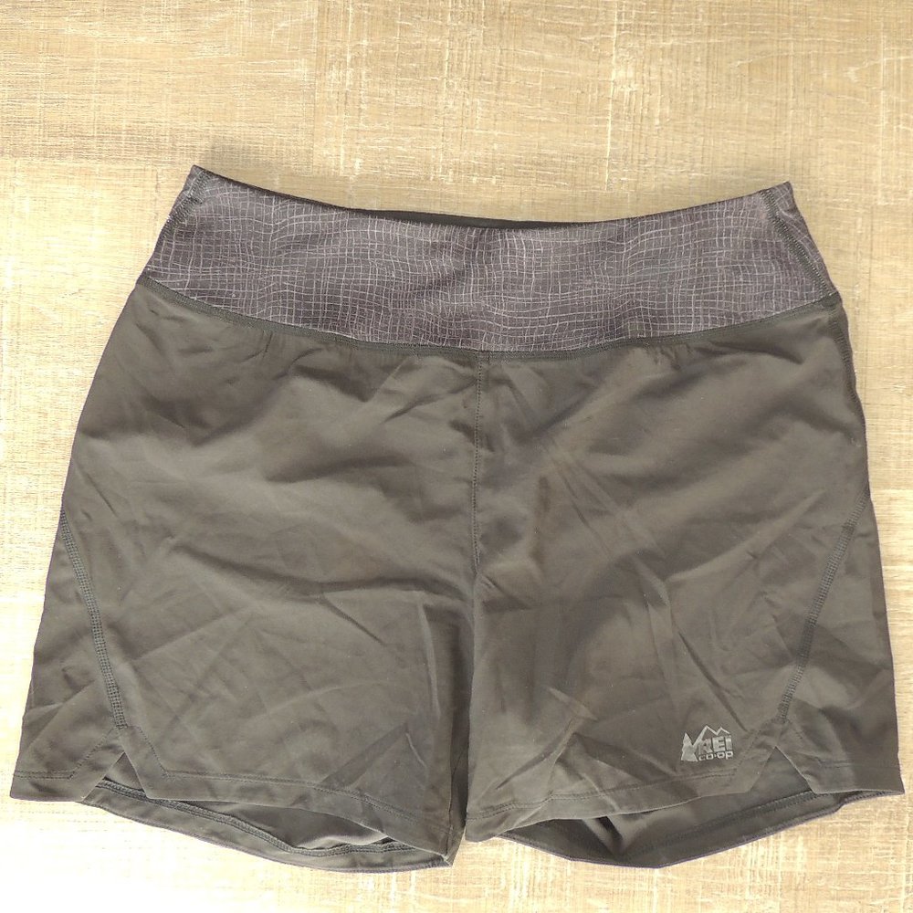 REI hiking short